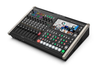 Mixer video Roland VR-120HD matrix switcher e streaming foto 1