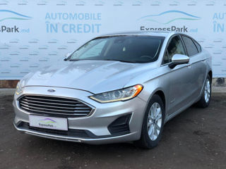 Ford Fusion foto 1