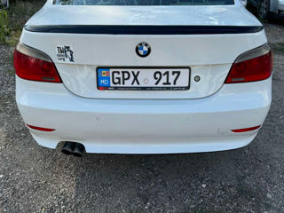 BMW 5 Series foto 5