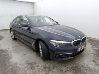 BMW 5 Series foto 3