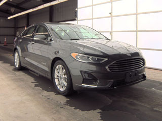 Ford Fusion foto 1