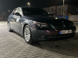 BMW 5 Series foto 3