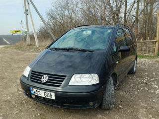 Volkswagen Sharan foto 3