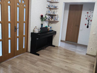 Apartament cu 3 camere, 72 m², Botanica, Chișinău foto 10