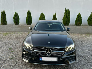 Mercedes E-Class foto 2