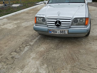 Mercedes Series (W124) foto 3