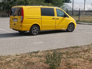 Mercedes Vito 122