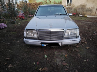 Запчасти для Мерседес w 124