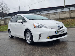 Toyota Prius + foto 3