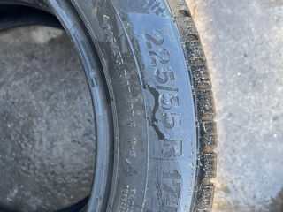 Anvelope iarna 225/55 R17 ideale foto 5