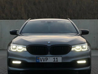 BMW 5 Series foto 1