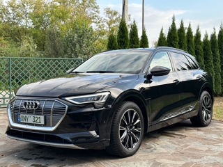 Audi e-tron foto 2