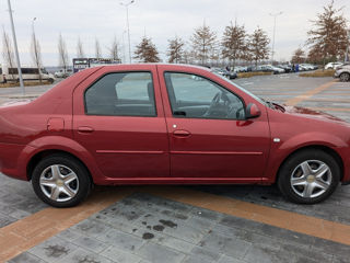 Dacia Logan foto 2