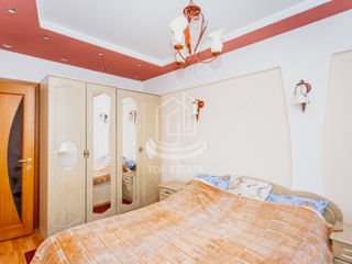 Apartament cu 4 camere, 91 m², Poșta Veche, Chișinău foto 4