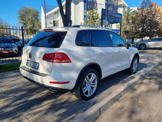 Volkswagen Touareg foto 5