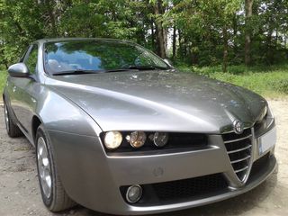 Alfa Romeo 159 foto 2