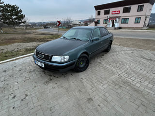 Audi 100 foto 4