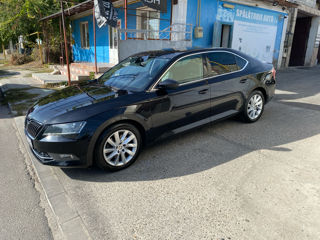 Skoda Superb foto 3