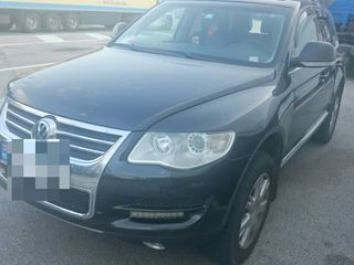 Volkswagen Touareg foto 2