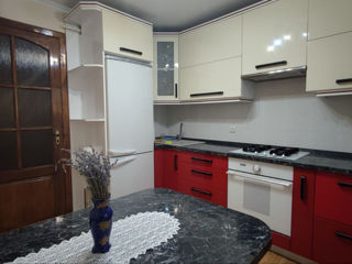 2-х комнатная квартира, 56 м², Чокана, Кишинёв
