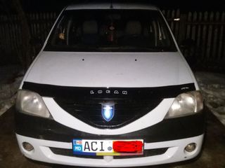 Dacia Logan foto 1