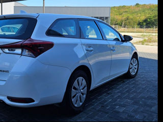 Toyota Auris foto 2