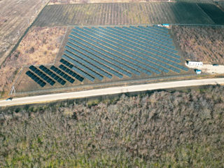 Parcuri fotovoltaice la cheie !!! foto 5