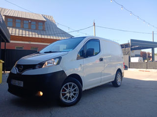 Nissan NV200 foto 2