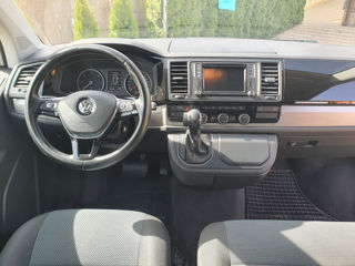 Volkswagen Caravelle foto 10