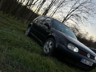 Volkswagen Golf foto 2