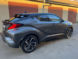 Toyota C-HR foto 4