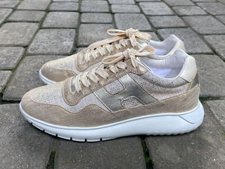 Hogan Interactive Gold Sneakers. Размер 37,5. Новые. Оригинал.