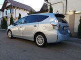 Toyota Prius + foto 2