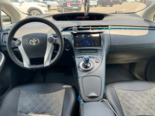 Toyota Prius foto 10