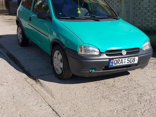 Opel Corsa foto 2