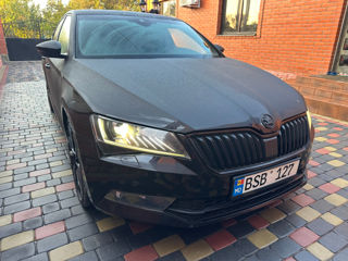 Skoda Superb foto 3