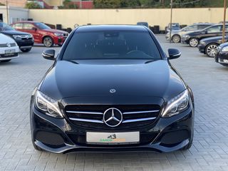 Mercedes C Class foto 2