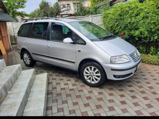 Volkswagen Sharan foto 4