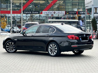 BMW 5 Series foto 3