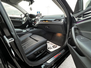 BMW 5 Series foto 5