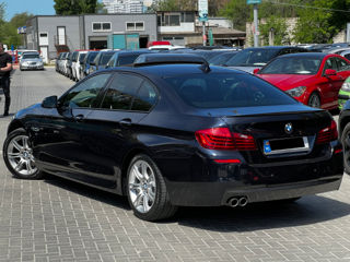 BMW 5 Series foto 5