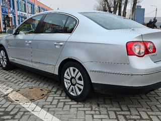 Volkswagen Passat foto 3