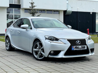 Lexus IS Series foto 3