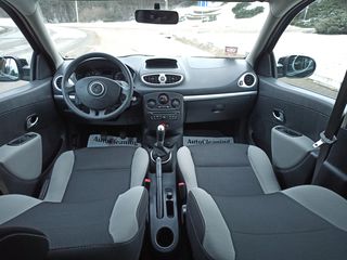 Renault Clio foto 5