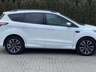 Ford Kuga foto 5