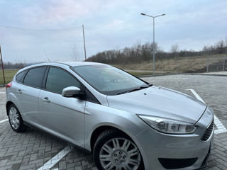 Ford Focus foto 8