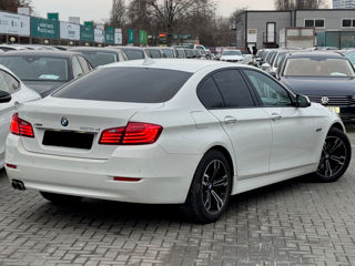 BMW 5 Series foto 4