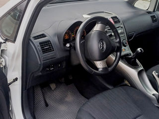 Toyota Auris foto 7