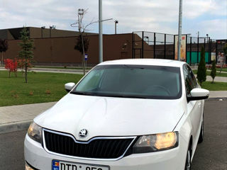 Skoda Rapid foto 2