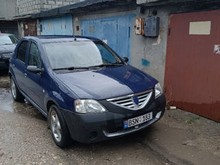 Dacia Logan foto 1